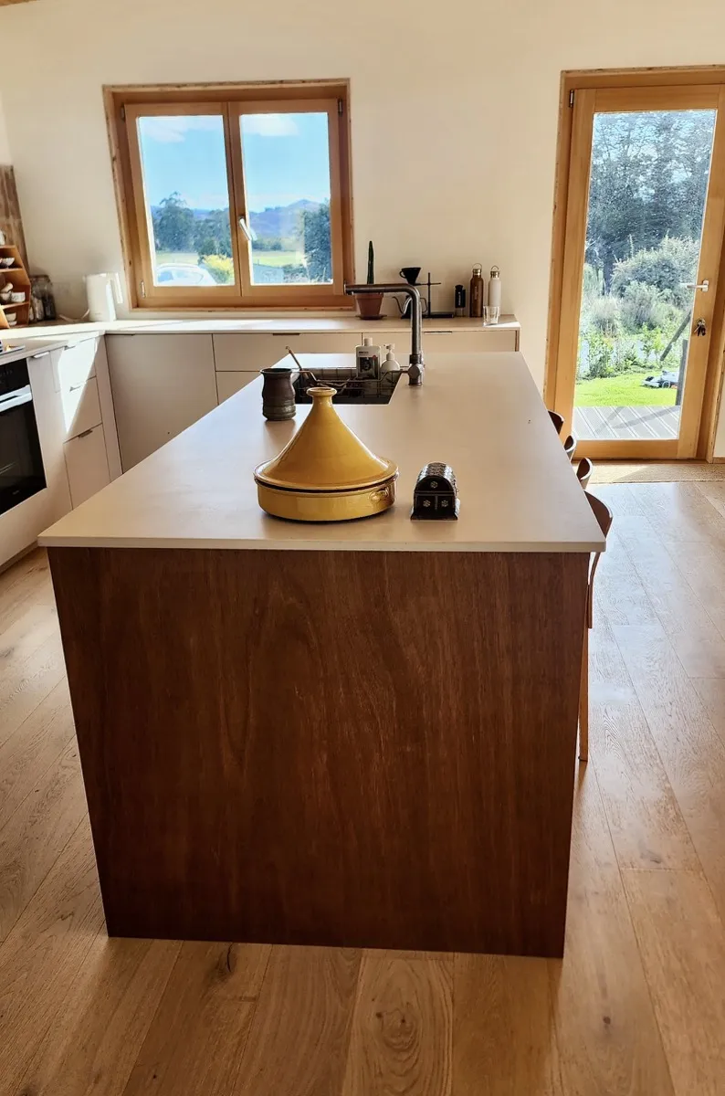 Kitchen bench Mangaroa house Steinemann Builders Construction Design 165815